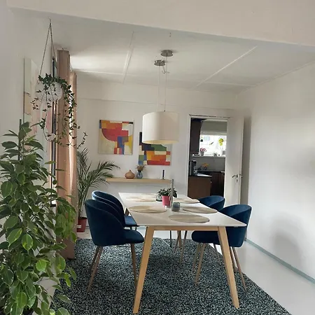 Apartment Charming House With Parking Stavanger