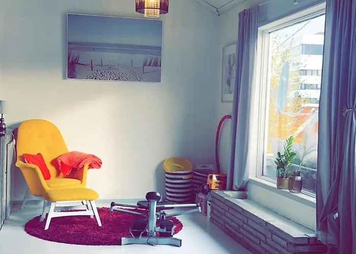 Charming House With Parking *